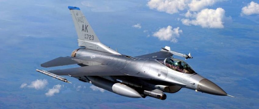 Американский истребитель F-16 разбился у берегов Южной Кореи