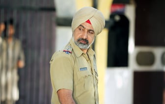 В Германии разогнали лагерь экологических активистов возле завода Tesla