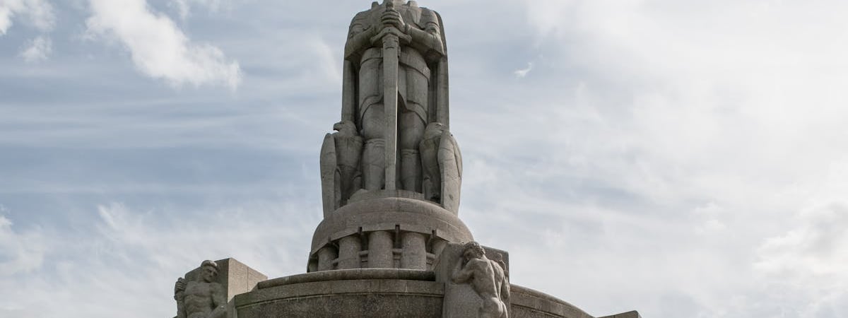 В Германии стартовали выборы в парламент