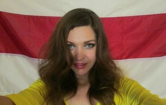 Редакторка телеграм-канала «Мая краiна Беларусь» Ирина Счастная вышла на свободу и покинула Беларусь