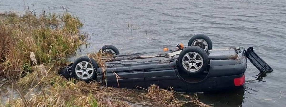 В Вороновском районе «Ауди» упала в озеро — водитель погиб
