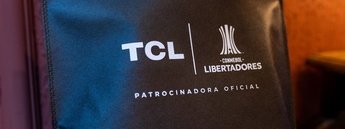 Intel представила ИИ-процессор для автомобилей