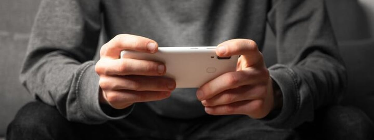 «Был уверен, что вытяну минимум 500 долларов, даже подсадил на это жену». Беларусы рассказали, сколько заработали на Hamster Combat