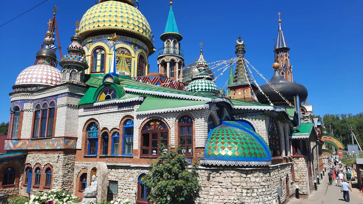 Решил — и поехал! Белорус на седьмом десятке сел за руль и отправился в Казань