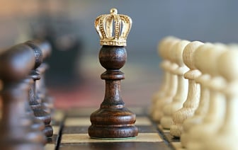 Команда гарсонов. Стелются перед Лукашенко, но и он зависит от них