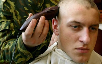 «В этом году 90% пойдут в армию». Выпускников военных кафедр массово призывают служить