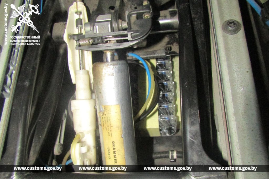 В Беларусь хотели незаконно ввезти 500 компьютерных процессоров