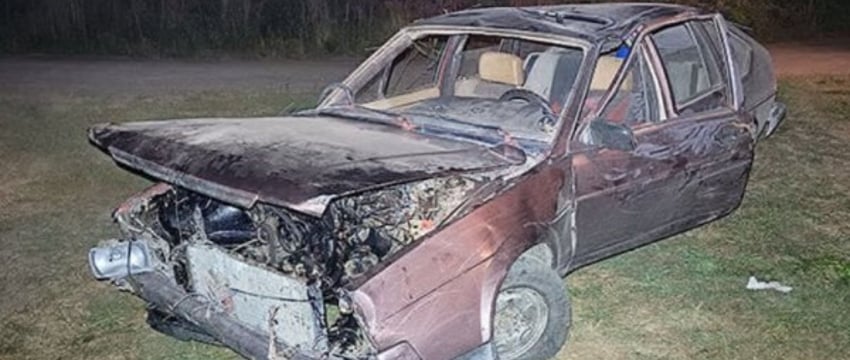 В Столинском районе мужчина угнал автомобиль и разбил его