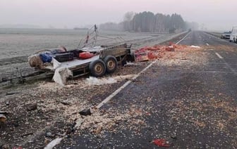 Отсоединившийся прицеп убил двух человек под Пинском