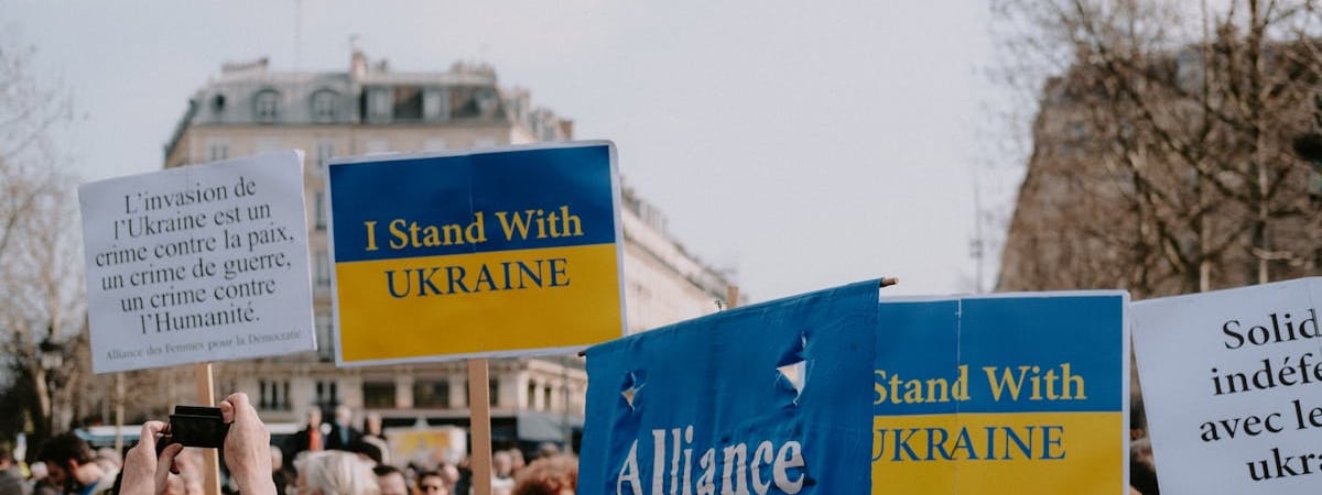 Членство в ЕС и НАТО поддерживают 77% украинцев