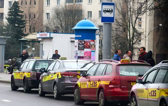 В налоговой рассказали, когда белорусы могут не платить за поездку в такси — Полезно