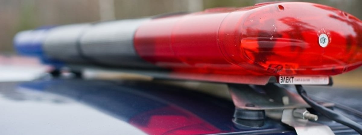 Не так поняли. Жительница Гродно вызвала скорую больному мужу, но вместо медиков приехали силовики