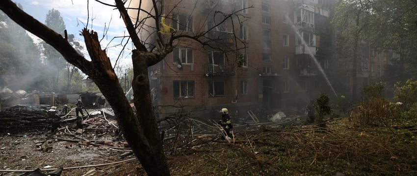 20 человек погибли, детская больница разбита в результате российских ударов по Украине.