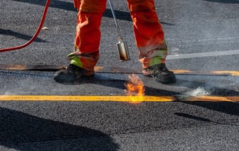 Асфальт заменят и на проспекте Людникова в Витебске