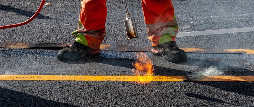 Асфальт заменят и на проспекте Людникова в Витебске