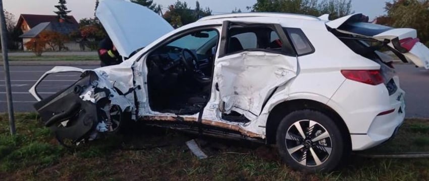 Маршрутка и BYD столкнулись в Бресте