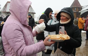 Врачи рассказали, сколько блинов можно съесть на Масленицу без вреда для здоровья
