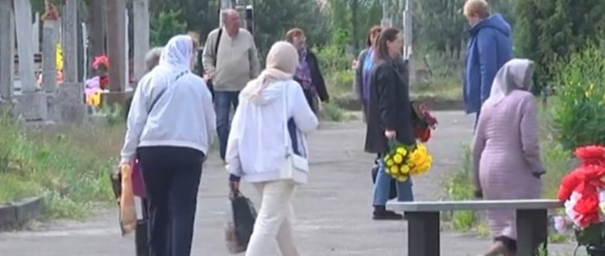 Поминальные молебны на кладбищах города Бреста