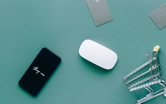 Максимум — 200 рублей. В «Беларусбанке» рассказали, в каких магазинах можно снять деньги с карты вместо банкоматов — Полезно