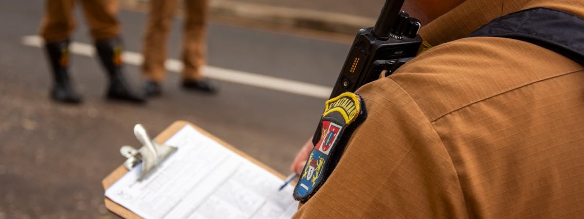 Силовики задержали жительницу Ивацевичей за видео с военной техникой