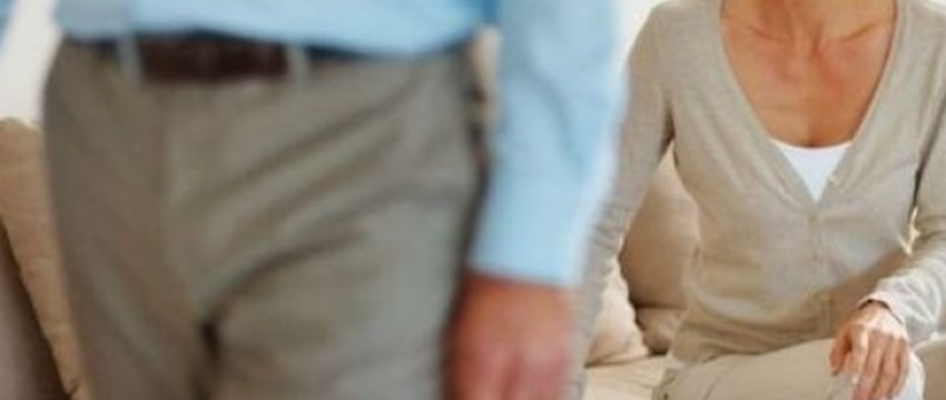 Как ужиться с бывшим мужем под одной крышей, рассказал психолог