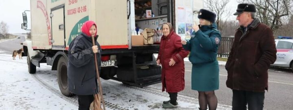 Как в отдаленной деревне. В крупном райцентре стали курсировать автолавки из-за закрытия популярной сети магазинов
