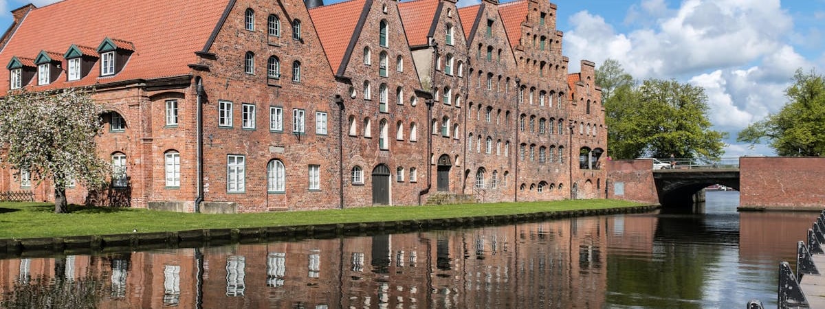 Германия намерена сократить долю в Commerzbank