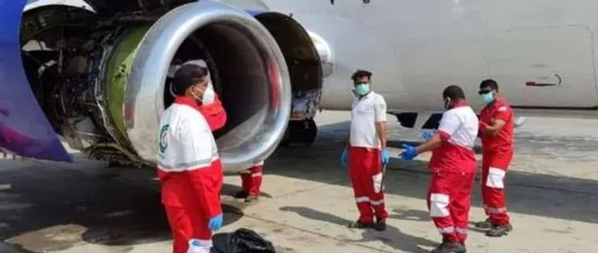 Авиамеханик в Иране погиб после того, как его засосало в двигатель реактивного самолета Boeing