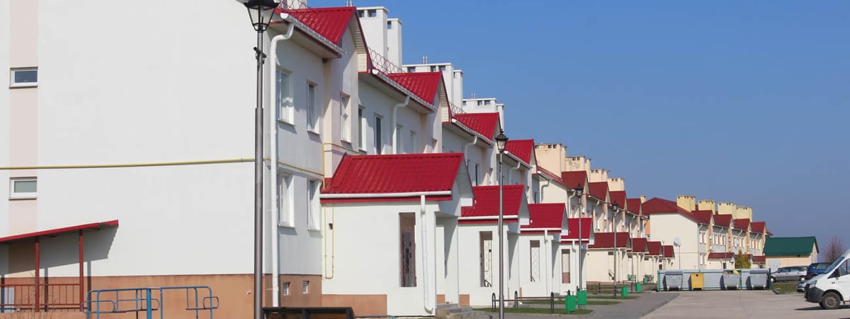 Смотрите, как в агрогородке под Гродно строят улицу жилых домов