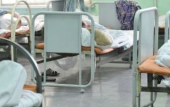 В России трое детей погибли, поев пельменей и курицу