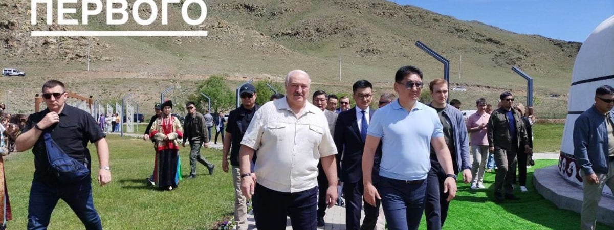 «Сейчас беларусская власть так же способна к маневру, как суставы семидесятилетнего больного старика»