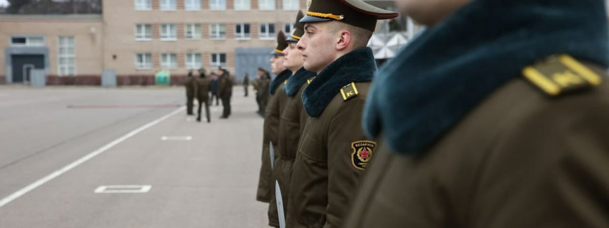 Подписание указа о призыве на военную службу в Беларуси