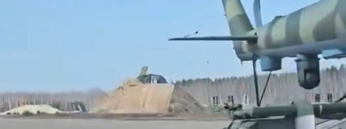 Военрук из Речицы снял на видео аэродром возле Зябровки — в Беларуси за такое сажают