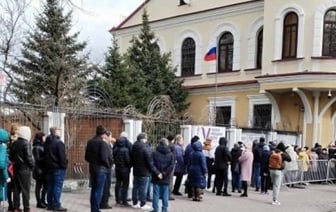 В Бресте активно идет голосование на выборах президента РФ