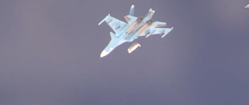 Россия ударила ФАБ-3000 по военным ВСУ в приграничье Курской области
