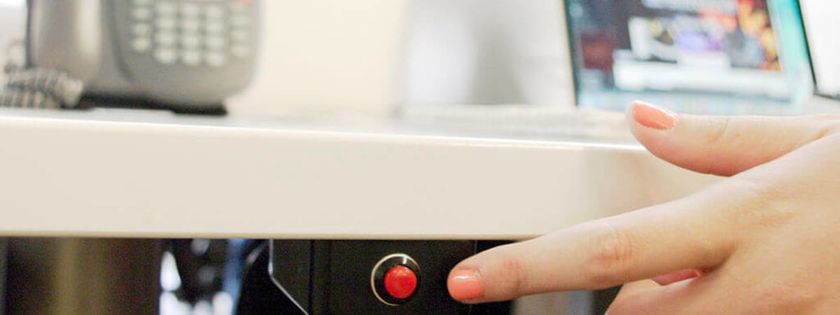 В Беларуси расширили список организаций, где должны быть тревожные кнопки — кто в него вошел