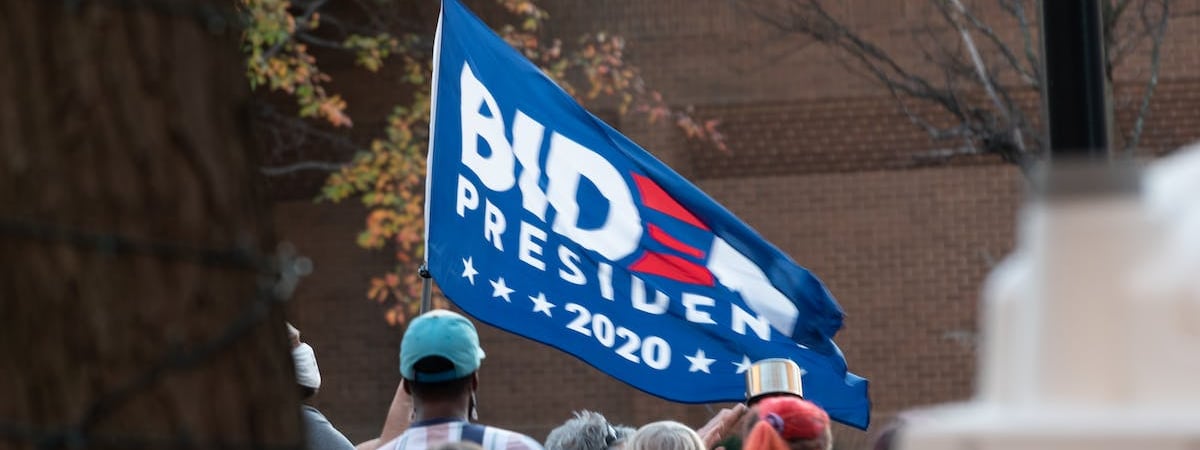 «Они так стараются перед этими выборами, как будто правда собираются кого-то выбирать»