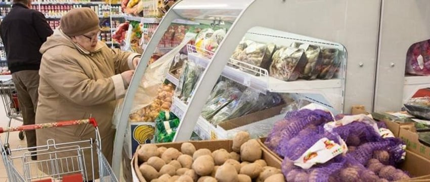 Сколько продуктов белорусы могут купить на зарплату
