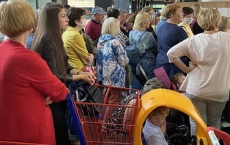 Люди по всему миру страдают новым психическим расстройством из-за денег. Выясняем, что с этим у белорусов