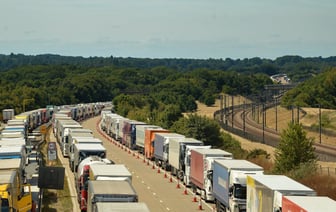 Очередь фур на белорусско-польской границе за сутки увеличилась на 320 авто