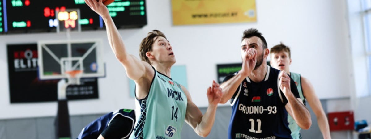 Баскетбольный боевик, хоккейный качели и победа футболистов – спортивные новости выходных