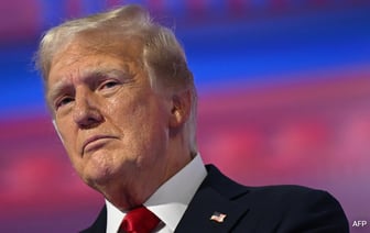 Трамп призывает к быстрому прекращению войны в преддверии встречи с премьер-министром Израиля Биньямином Нетаньяху.