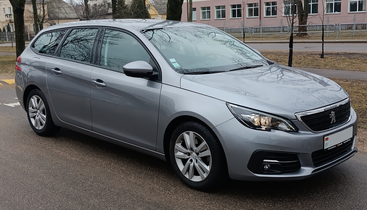 Белорус купил Peugeot 308 из Европы и обслужил по полной