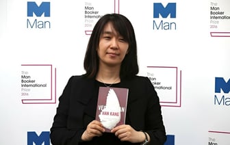 Нобелевскую премию-2024 по литературе дали за прозу, которая раскрывает «хрупкость человеческой жизни»