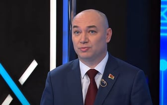 Минздрав озвучил среднюю зарплату белорусских врачей. А как в среднем по отрасли?