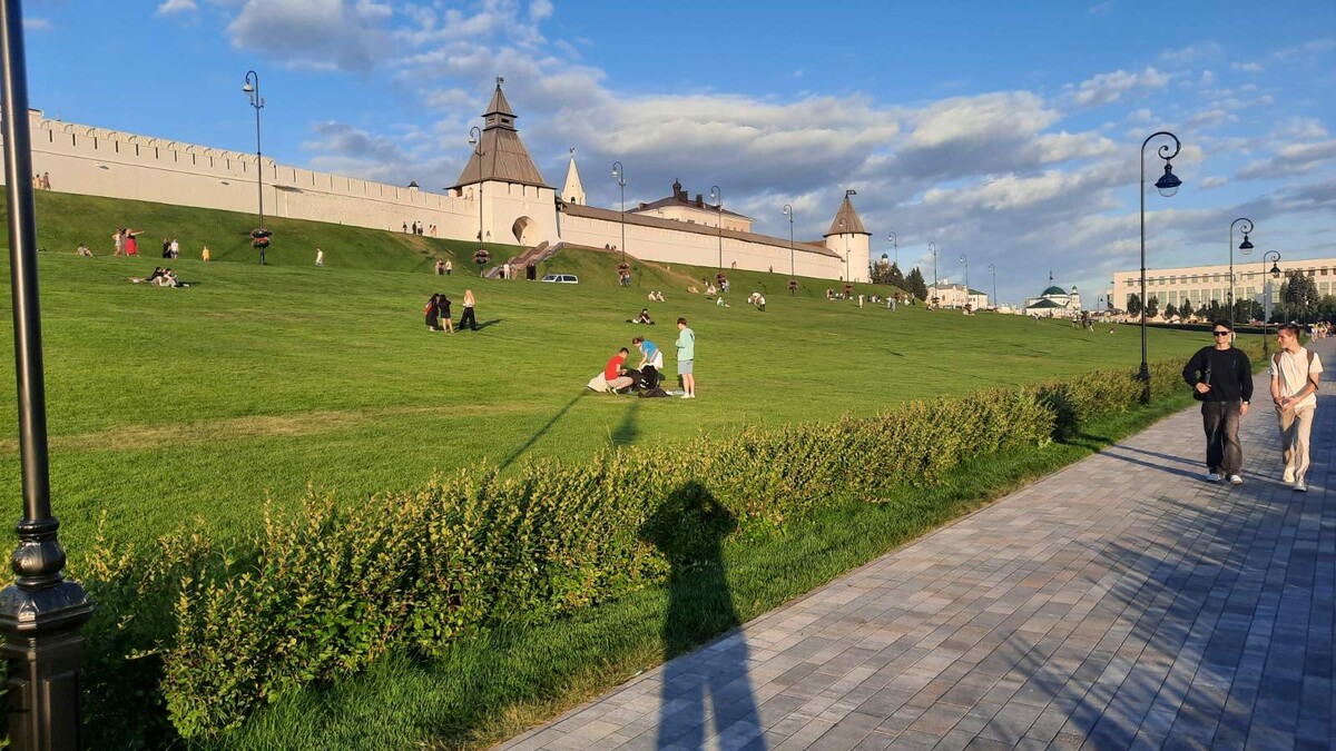 Решил — и поехал! Белорус на седьмом десятке сел за руль и отправился в Казань