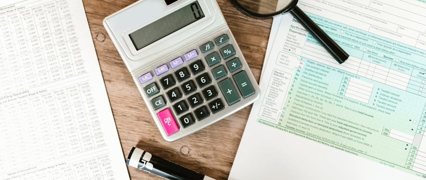 Белорус задолжал мобильному оператору 1 копейку еще 14 лет назад, а ему за это время набежала пеня в полторы тысячи раз больше