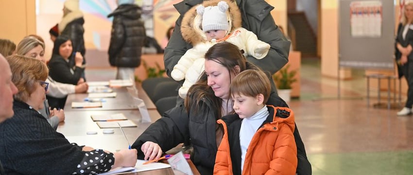 Аншлаг у кабинок и в буфетах. Как Гомель выбирал Президента