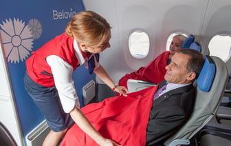«Белавиа» снова разрешила пассажирам выбирать места в самолетах. Но не во всех — Полезно