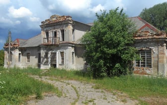 Уникальная усадьба, где поставлена одна из первых белорусских пьес, выставлена на аукцион за 40 рублей